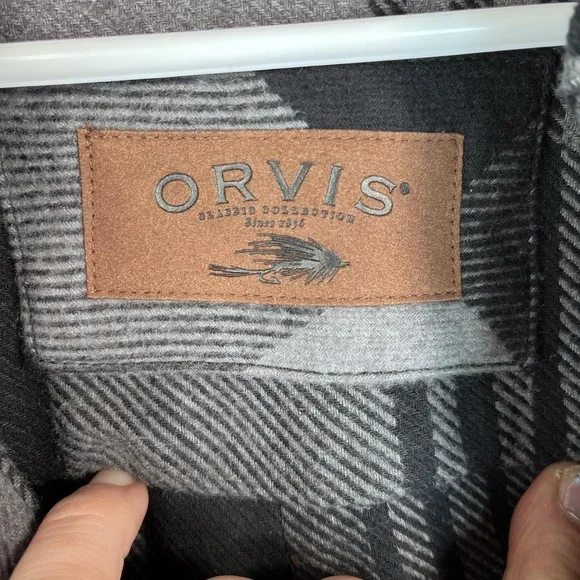 Orvis Shirt Mens Medium Gray Black Plaid Flannel Button Up Heavyweight Pockets - Picture 6 of 10